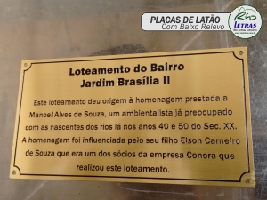placas de latão