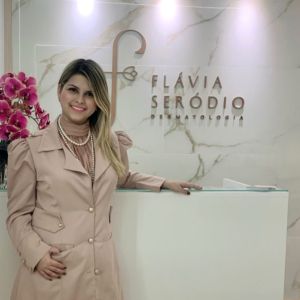 Letras de acrilico em relevo pintadas ROSE GOLD